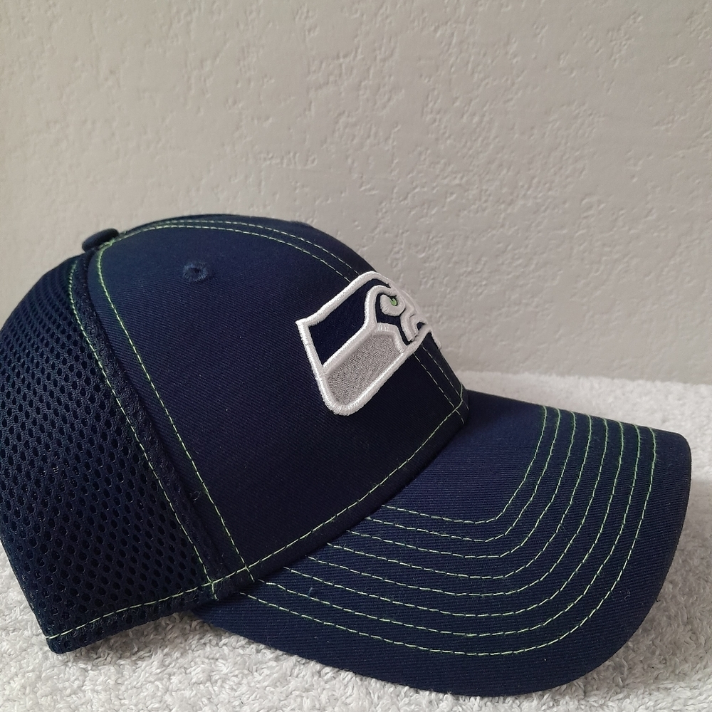 Seahawks - Picture 3 of 5